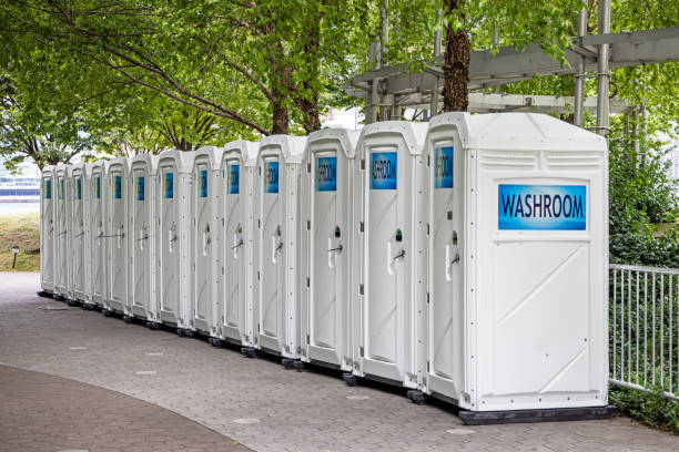 Best Best portable toilet rental  in Clewiston, FL